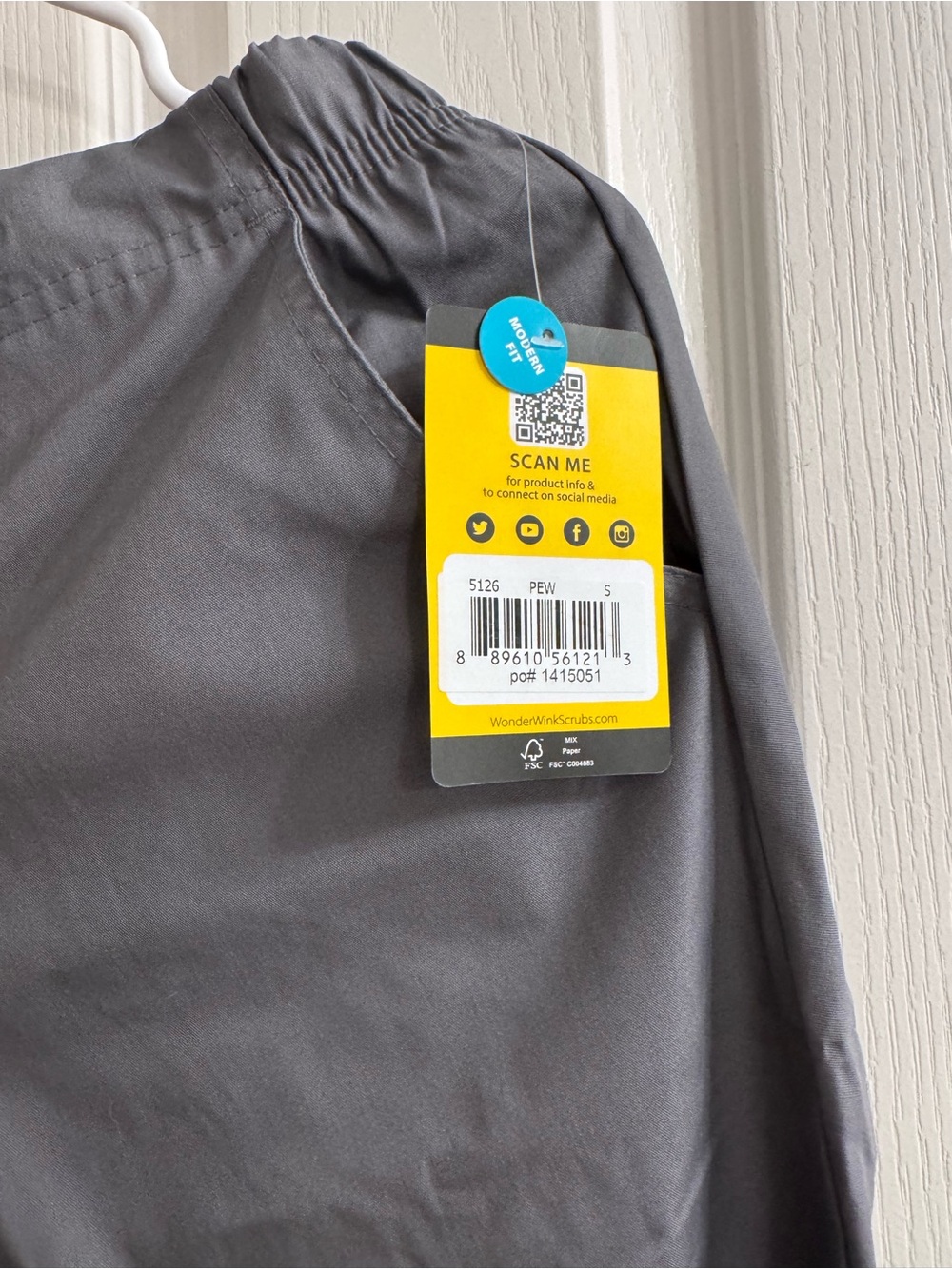 Wink Women’s Scrub Pants with Yellow Accent NWT - Picture 5 of 6